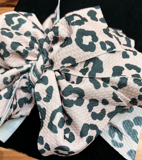 Soft pink Animal printed large headbands. (3pcs/$10.50) F-DLH2364K