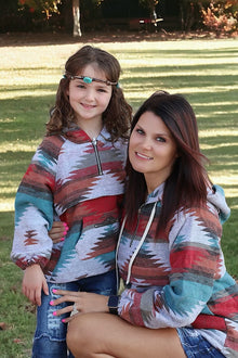  (Women)Aztec printed pullover with pockets & hoodie. TPW65153015-JEANN