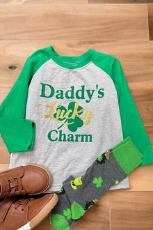  Daddy's lucky charm" Gray & green boys raglan.C X318703-AMY