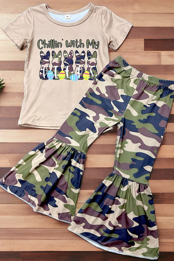 CHILLIN WITH MY PEEPS" PRINTED TEE W/ CAMOUFLAGE PRINTED BELL BOTTOMS. TT9466-WENDY