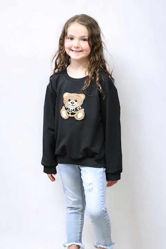 Teddy bear application black sweatshirt. TPG65153080-JEANN
