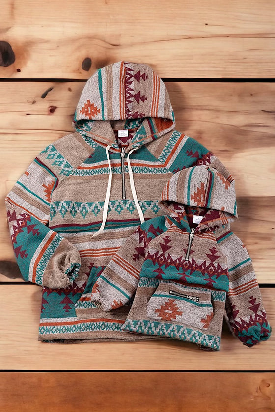 Mom Aztec pullover with hoodie. TPW65113016 LOI