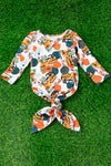 A little dirt & never hurts, multi printed infant gown. PJB65113008 M