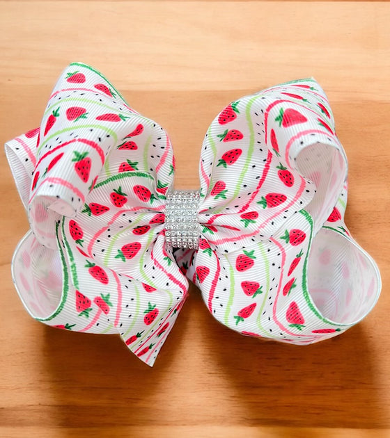 strawberry printed double layer hair bows. (6.5"wide 4pcs/$10.00)BW-DSG-850