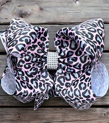  soft pink animal printed double layer hair bows. (6.5"wide 4pcs/$10.00) BW-DSG-866