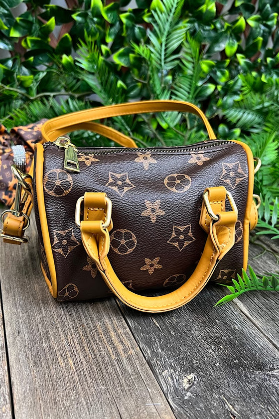 Brown khaki star printed satchel crossbody. BBG25153069 S
