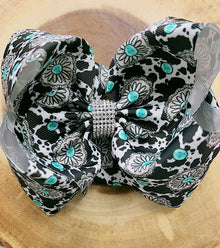  Concho & cow printed double layer hair bows. 4PCS/$10.00 BW-DSG-B2