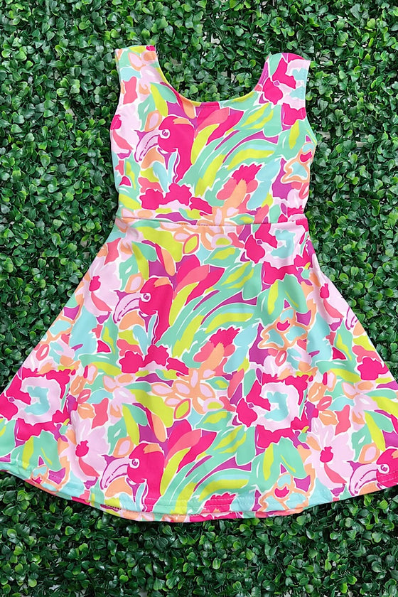 Flamingo contrast dress w/open back. S030102-WEN