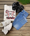 Distressed skinny jeans with snapped pearls. PNG25113064 loi