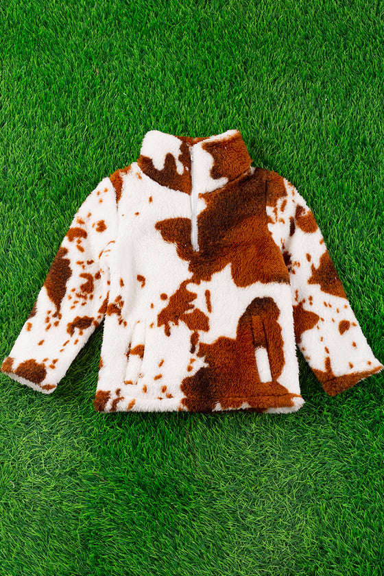 Kids cow printed sherpa pullover. TPG651522198-amy