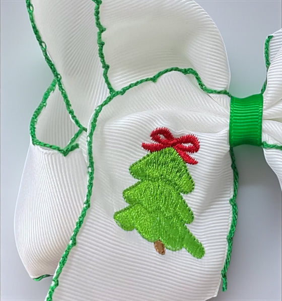 5" Christmas tree embroidered hair bows with moon stitch trim.  4pcs BW-DSG-B259
