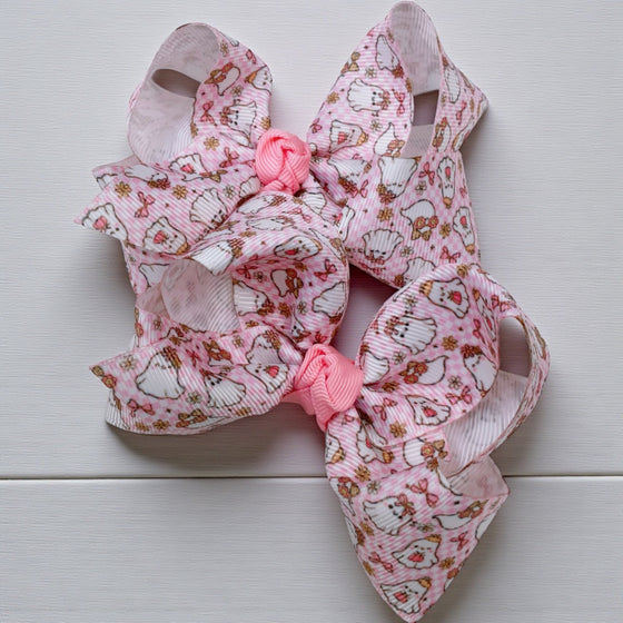 Approx. 4"  Ghost printed mini bows. 12pcs/$13.99 BW-DSG-B273