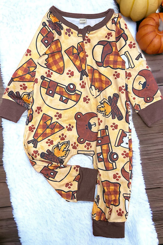 Firepit /camper printed full body baby onesie. LR062108-jeann