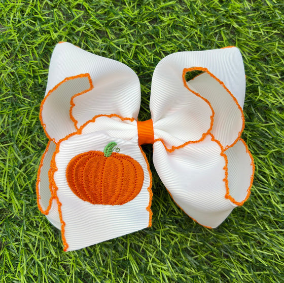 5" Embroidered pumpkin hair bows. 4pcs/$12.00 BW-DSG-B249