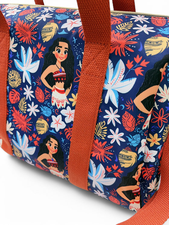 Navy blue character printed girls duffle bag.