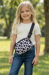 Cute printed fanny pack! Available in 2 colors!