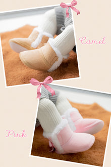  Faux fleece & fur infant shoes. HM2402