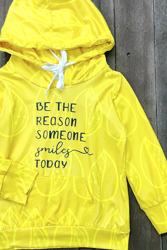 YELLOW SWEATSHIRT WITH HOODIE. (BE THE REASON SOMEONE SMILE TODAY!) CXS-950367 WEN