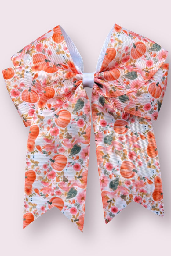 Cute fall floral and Ghost printed hair bows. 5pcs/$10.00