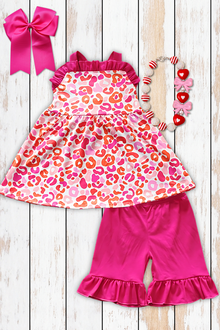  Fuchsia & orange animal printed tunic & fuchsia shorts. GSSO101704-AMY