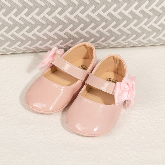 Lt.Pink side bow dressy infant shoes. HM2617