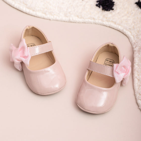 Lt.Pink side bow dressy infant shoes. HM2617