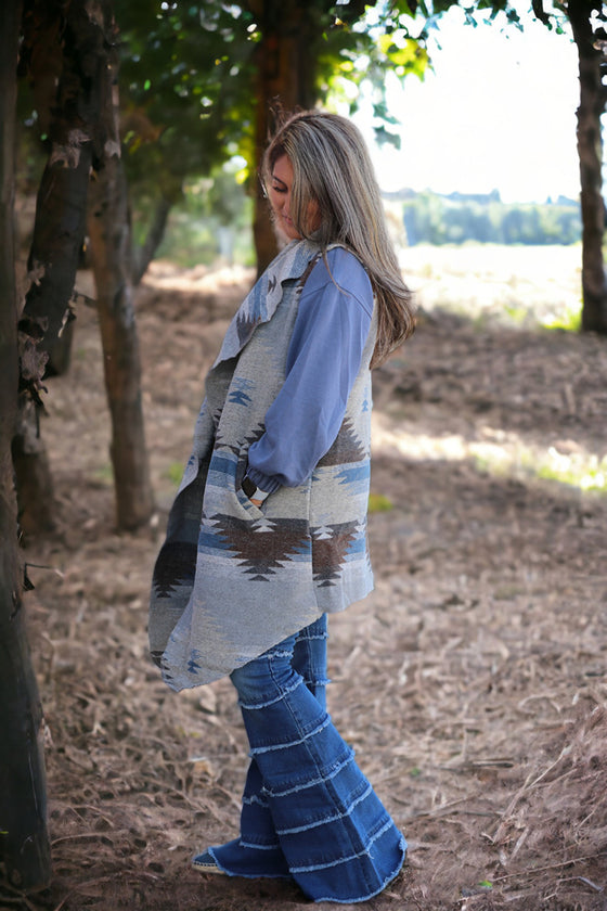 (Women) Blue & Gray aztec printed cardigan with pockets. TPW65153026 JEANN