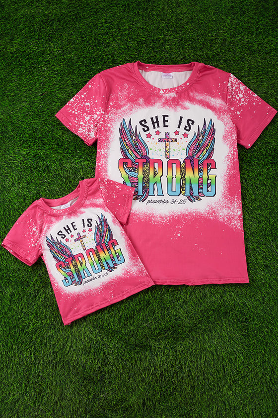 WOMEN SHE IS STRONG GRAPHIC TEE SHIRT. TPW25153002-JEANNE