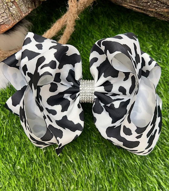 BLACK & WHITE SMALL COW SPOTTED PRINTED HAIR BOWS. 7.5" WIDE 4PCS/$10.00 BW-DSG-690