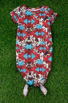  BROWN COW SPOTTED W/ AZTEC PRINTED BABY GOWN. PJG15113006-ONE SIZE
