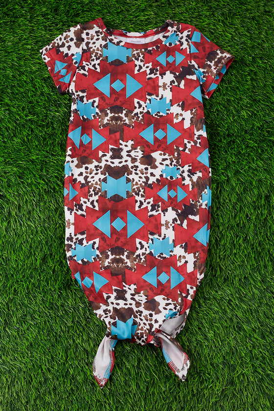 BROWN COW SPOTTED W/ AZTEC PRINTED BABY GOWN. PJG15113006-ONE SIZE