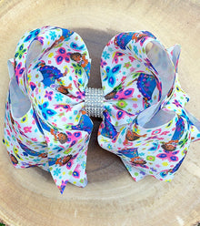  WHITE CHARACTER  PRINTED  BOWS 7.5" WIDE 4PCS/$10.00 BW-DSG-620