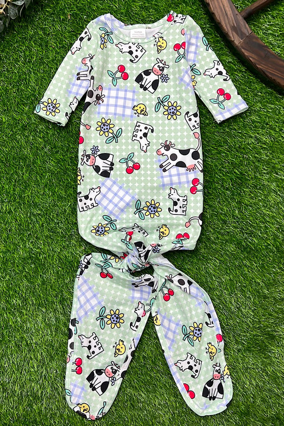 COW & CHERRY / MULTI-PRINTED BABY GOWN. TT20436