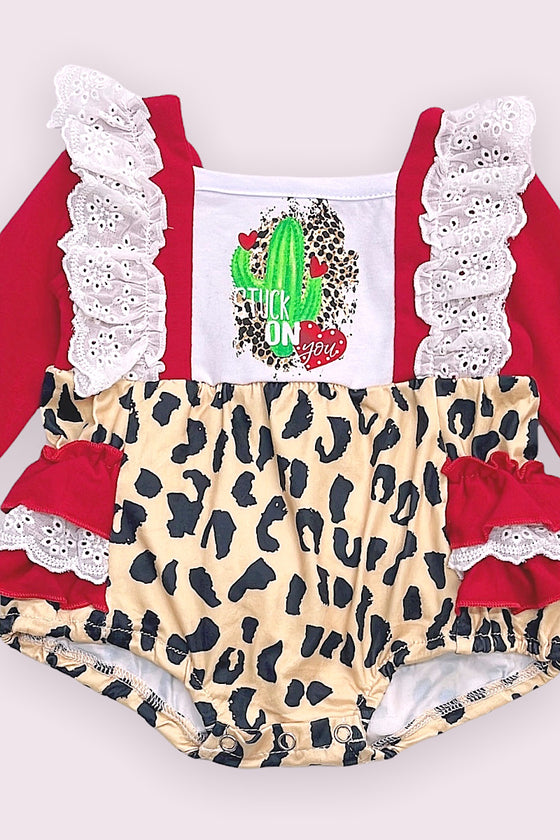 CACTUS & HEART  PRINTED BABY ONESIE  WITH EMBROIDERED DETAIL. LC-RP-2113667