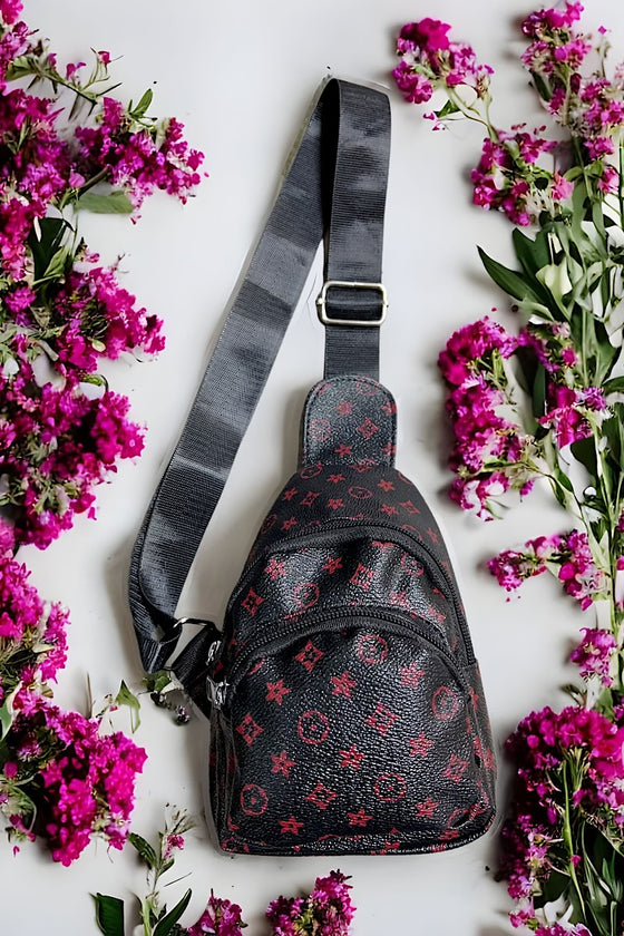 RED STAR PRINTED ON BLACK SLING BAG. BBG15153004